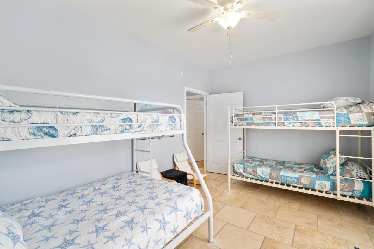 Marisol - Pet Friendly And Gulf Front! Enjoy The Large Deck With Amazing Views! Home Dauphin Island Bagian luar foto