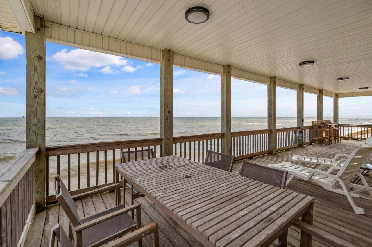 Marisol - Pet Friendly And Gulf Front! Enjoy The Large Deck With Amazing Views! Home Dauphin Island Bagian luar foto