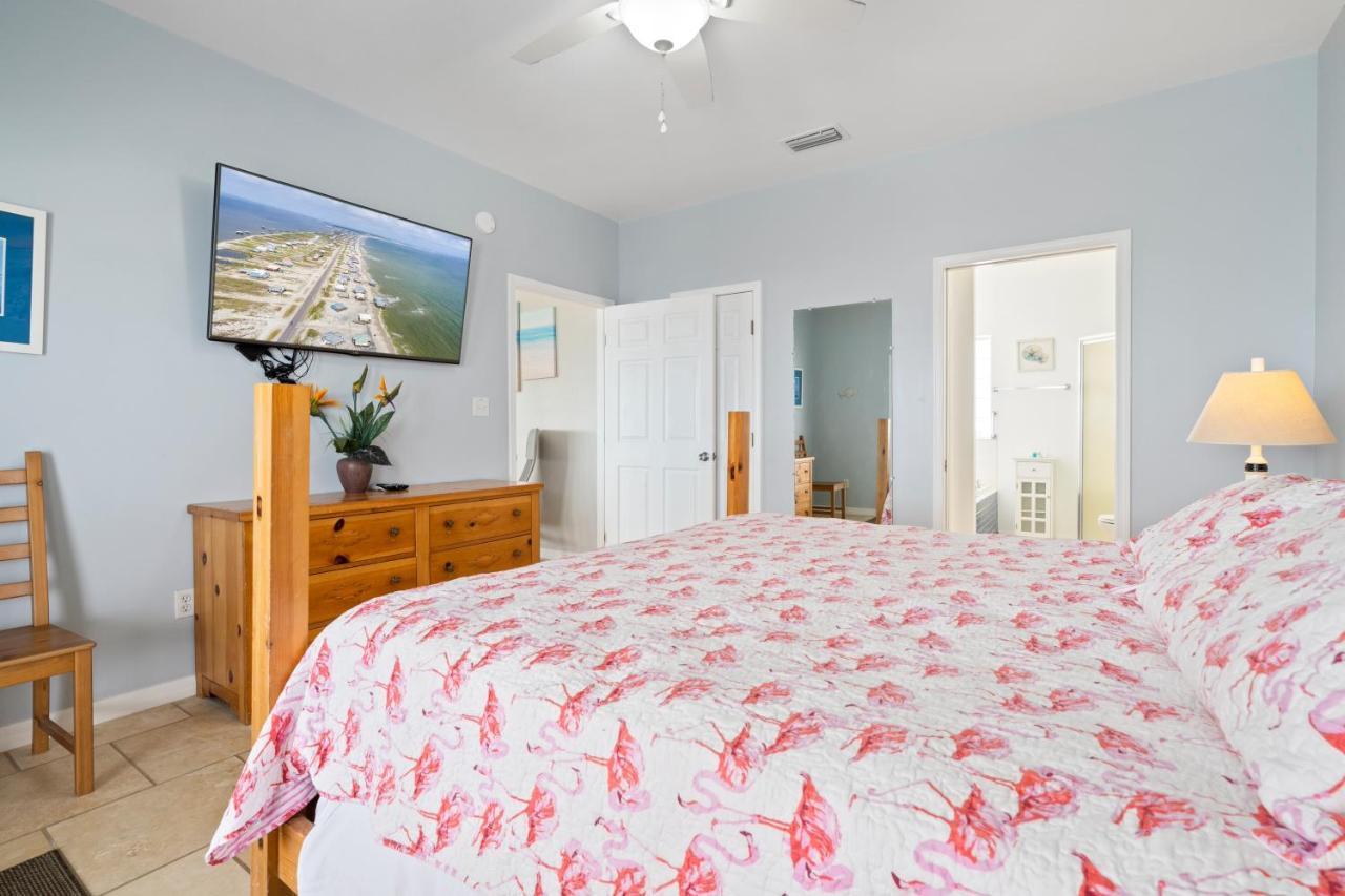 Marisol - Pet Friendly And Gulf Front! Enjoy The Large Deck With Amazing Views! Home Dauphin Island Bagian luar foto